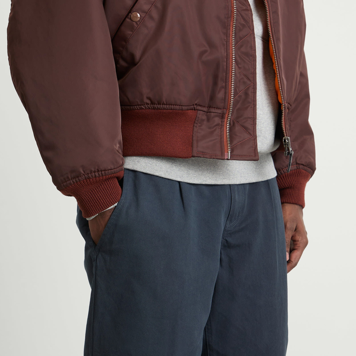 FrizmWORKS Men's OG Haworth One Tuck Trousers in Navy