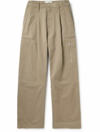 AMI PARIS - Wide-Leg Pleated Cotton-Twill Cargo Trousers - Brown