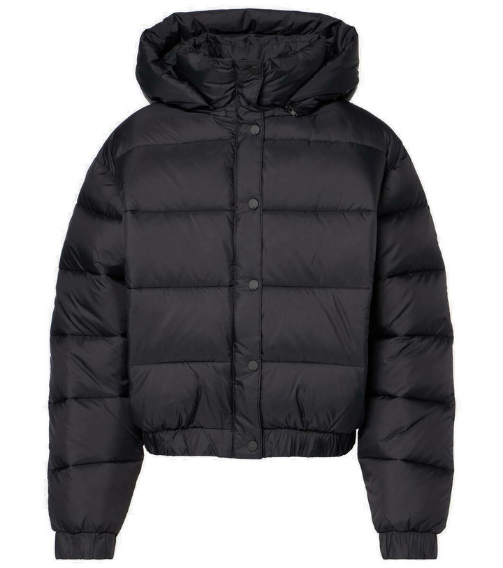 Photo: Alo Yoga Puffer jacket