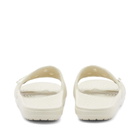 Crocs Classic Slide in Bone