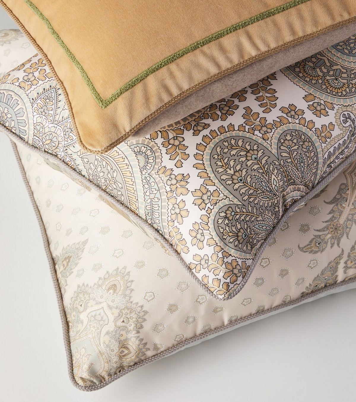 Etro Pegaso printed cotton cushion