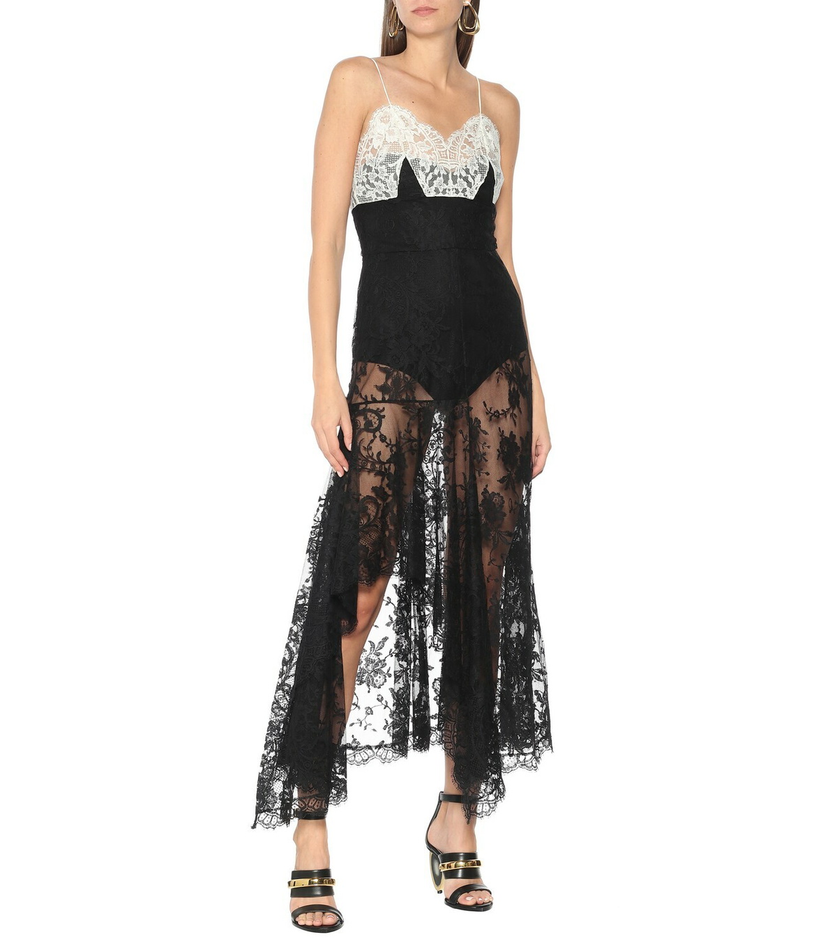 Alexander McQueen Lace gown Alexander McQueen