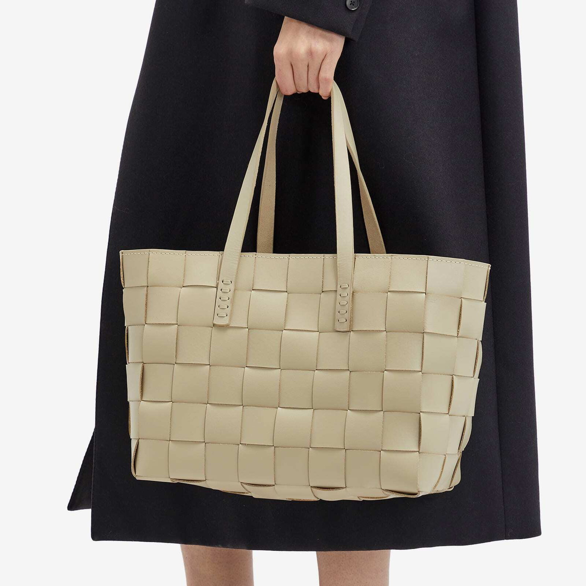 Dragon Diffusion Women's Japan Basket Tote in Pearl Dragon