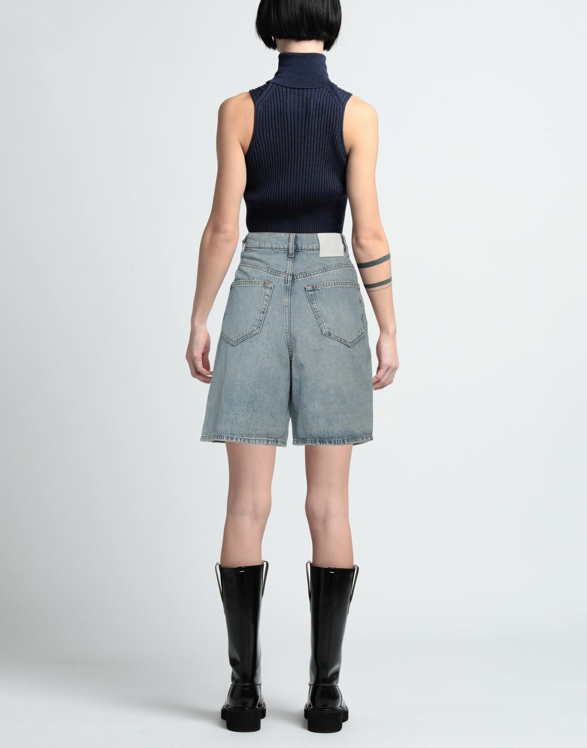 Maje Womens Denim shorts in Blue