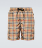 Burberry - Guildes Vintage check swim shorts