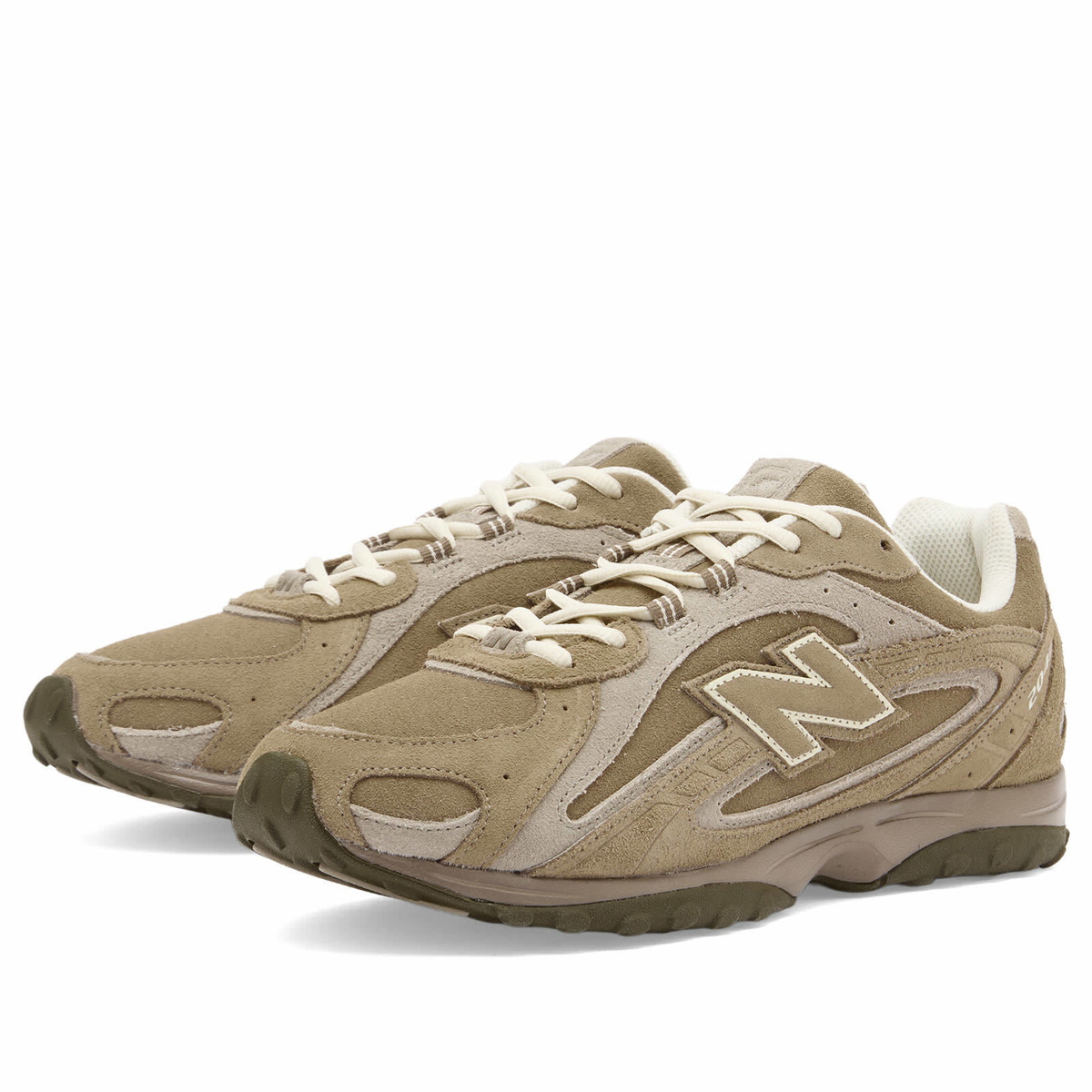 New Balance 204L Sneaker in Mushroom