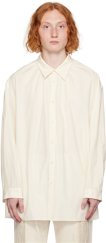 Photo: AMOMENTO Off-White Spread Collar Shirt