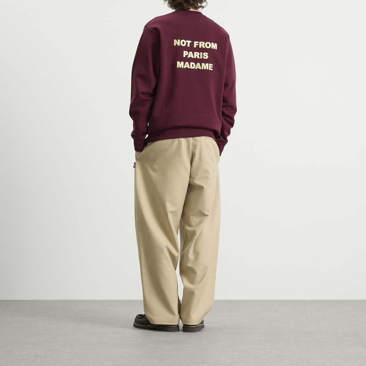 Drôle de Monsieur Men's Drole De Monsieur Slogan Sweatshirt in Wine