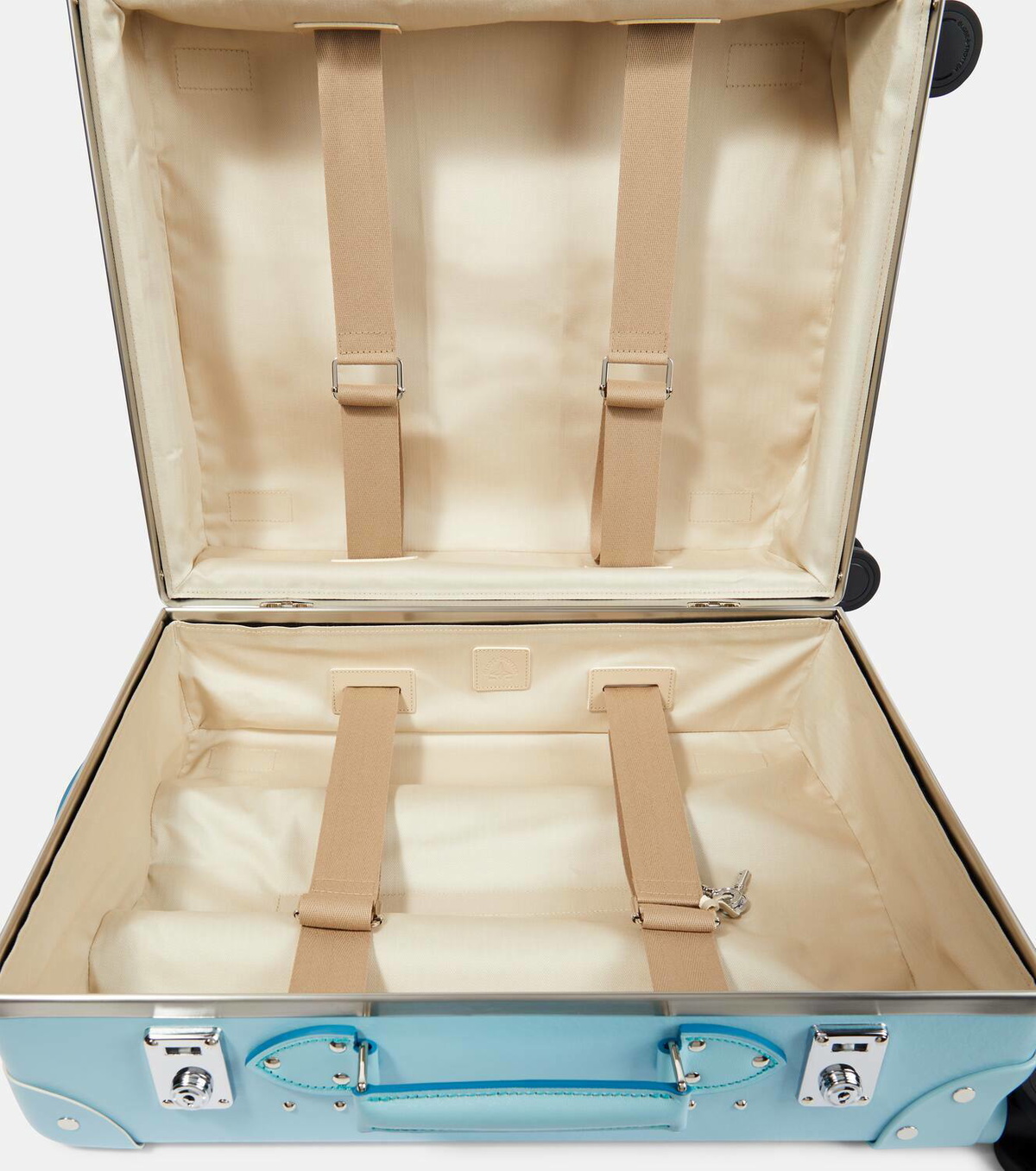 Globe-Trotter Pop Colour carry-on suitcase