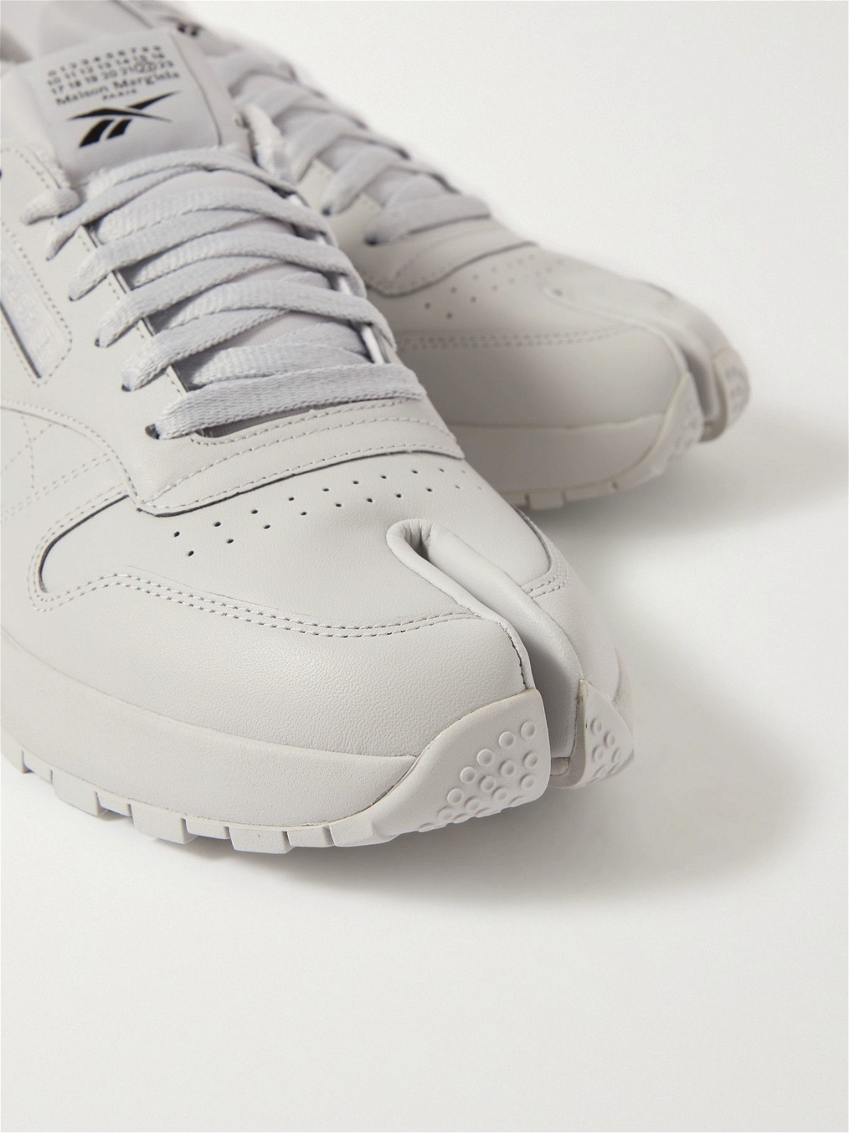 Jog Nin Tabi Black with Red Trim Split Toe Sneakers Size 17 Japan 10.5 US  EUC | eBay