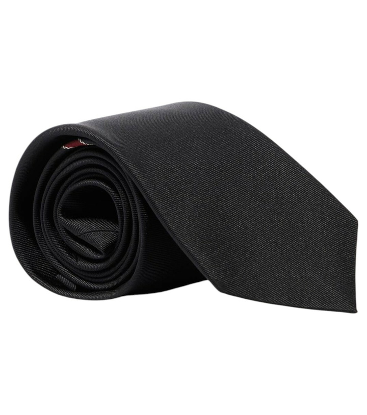 Photo: Gucci Logo silk jacquard tie