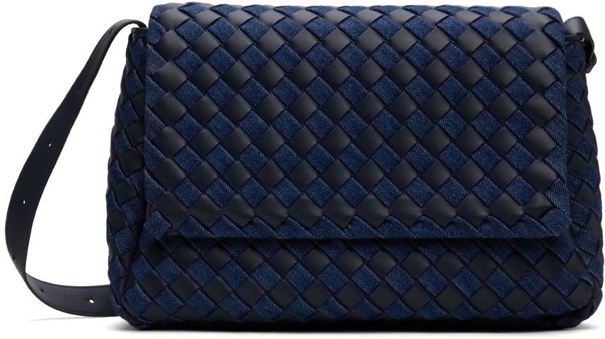BOTTEGA VENETA ラージ コブル メッセンジャー バッグ Bottega Veneta Navy & Indigo Large Cobble Messenger Bag Bottega Veneta