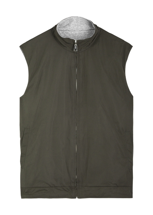 Photo: Aurélien Resort Reversible Shell Gilet Anthracite