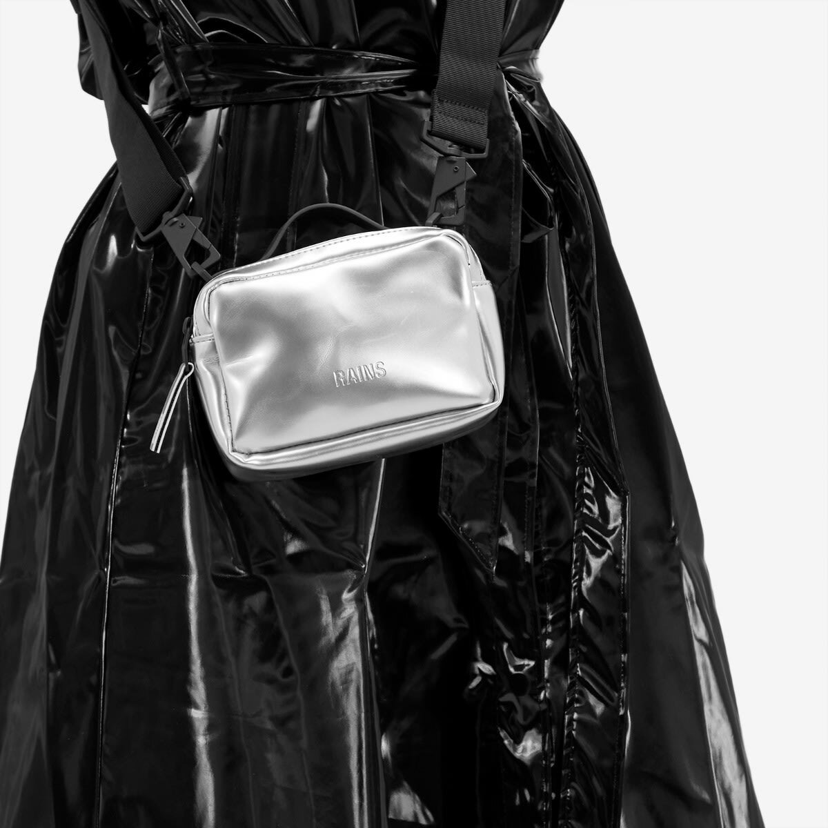 バッグ・カバンその他 RAINS Woman Mini bag Silver 15600 101 Rains Women's Micro Box Bag in Mirror Rains