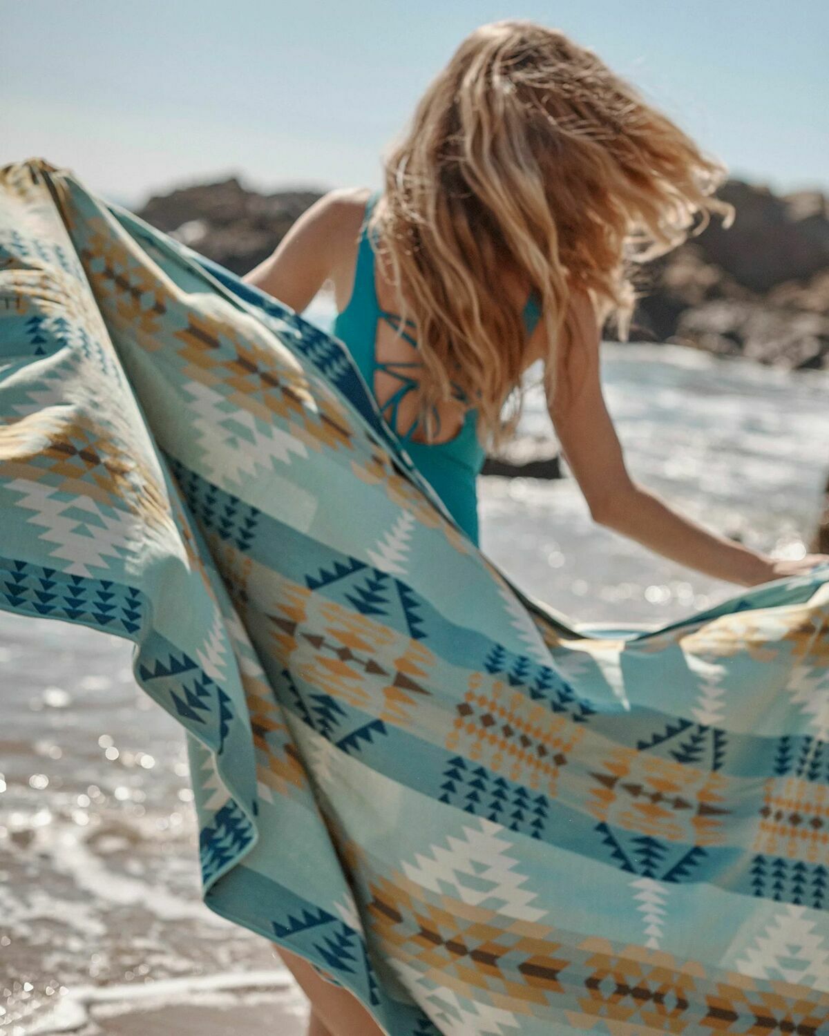 SUNSEEKER TOWEL