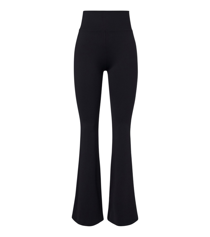 Photo: Norba High-rise flared leggings
