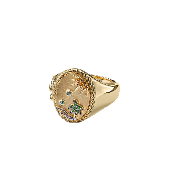 Photo: Yvonne Léon La Plage 9kt gold ring with gemstones