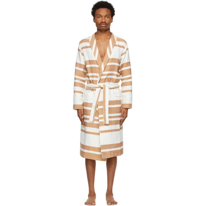 Photo: COMMAS Off-White and Beige Champagne Robe