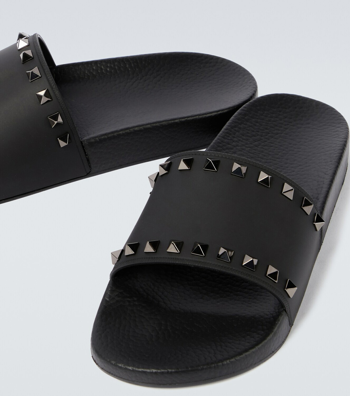 Valentino garavani cheap rockstud slides