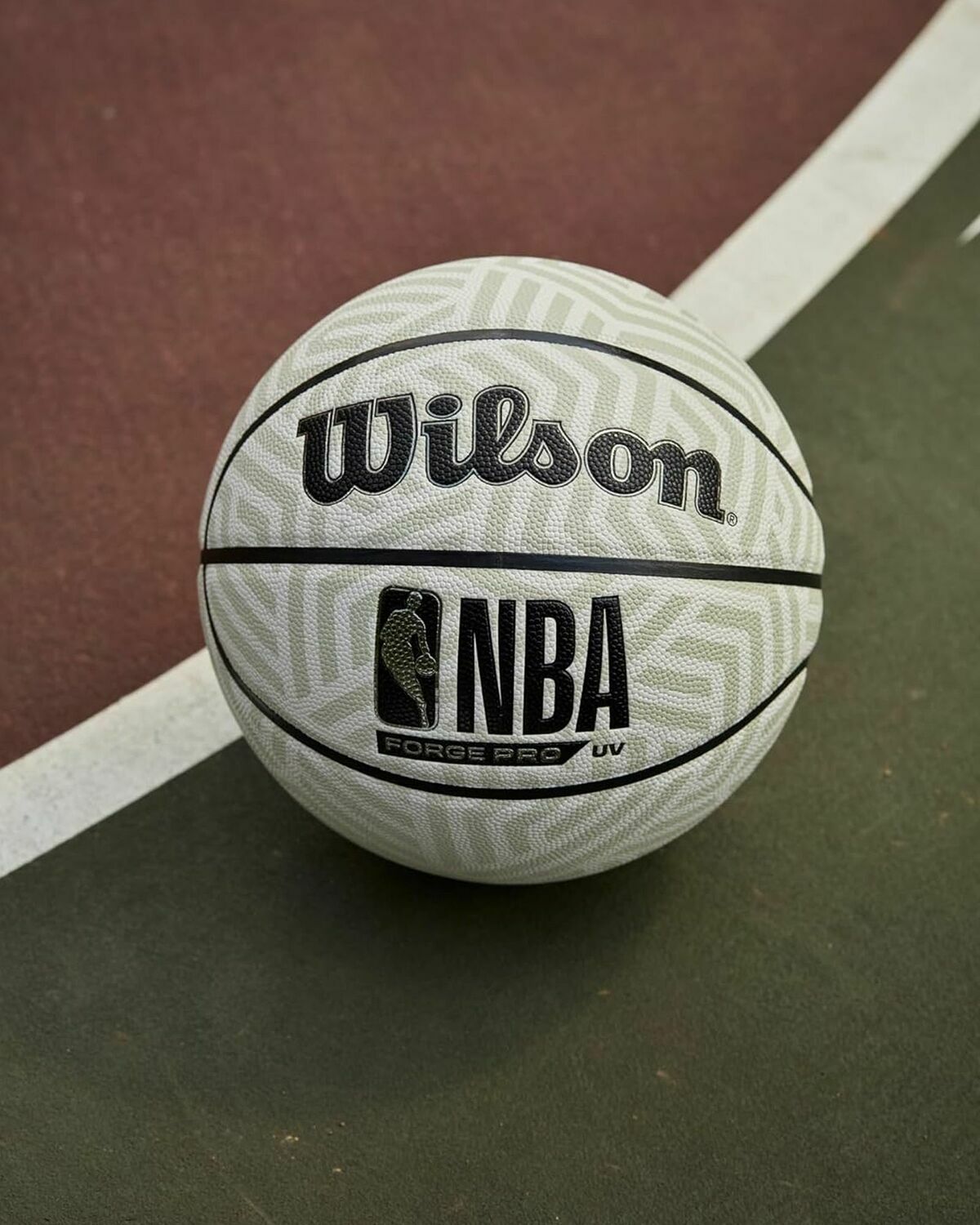 WILSON NBA FORGE PRO UV BASKETBALL SIZE 7 Green Mens Sports Equipment