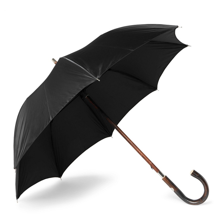 Photo: Francesco Maglia - Chestnut Wood-Handle Umbrella - Black