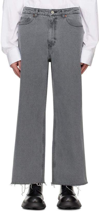 Photo: Recto Gray Low Rise Wide Jeans