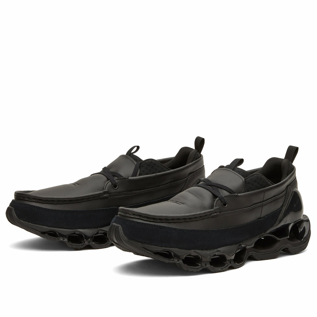 Mizuno Men's Wave Prophecy Moc Sneaker in Black