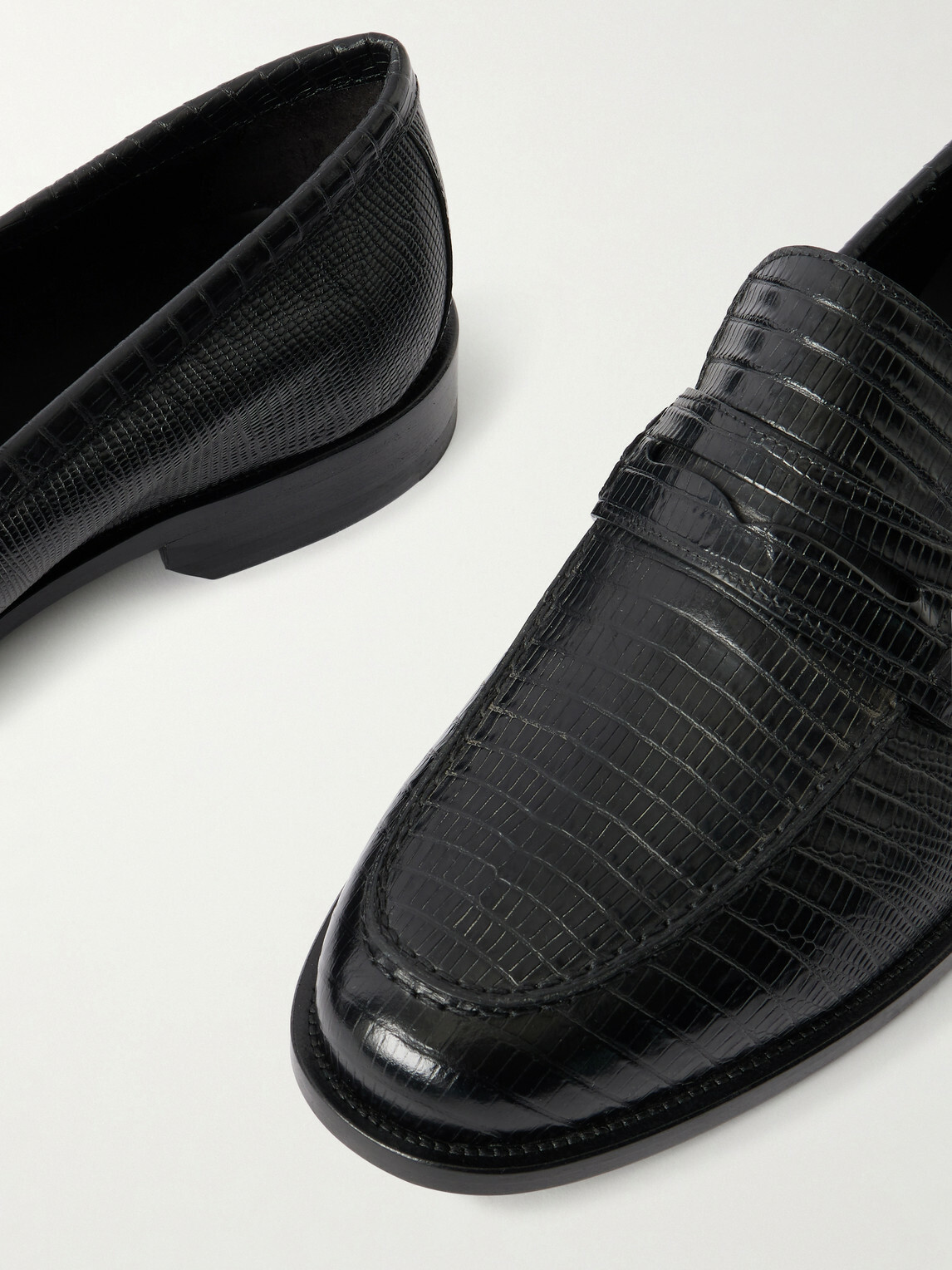 Manolo Blahnik - Perry Lizard-Effect Leather Penny Loafers - Black