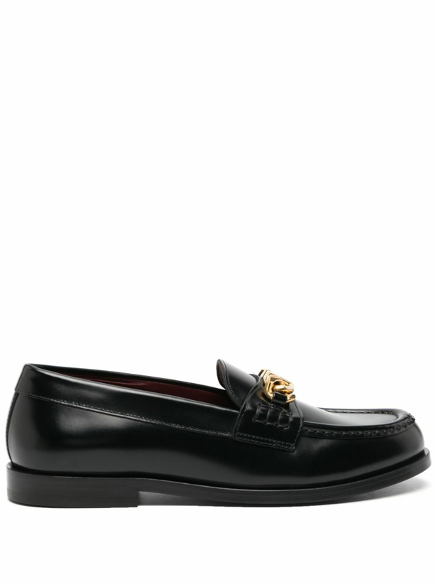 Photo: VALENTINO GARAVANI - Vlogo Chain Leather Loafers