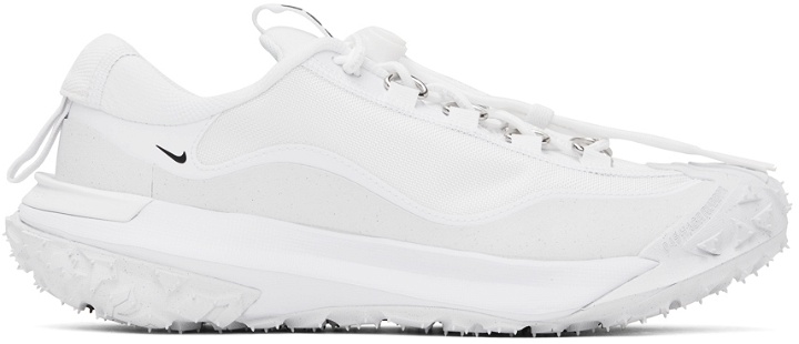Photo: Comme des Garçons Homme Plus White Nike Edition ACG Mountain Fly 2 Low Sneakers