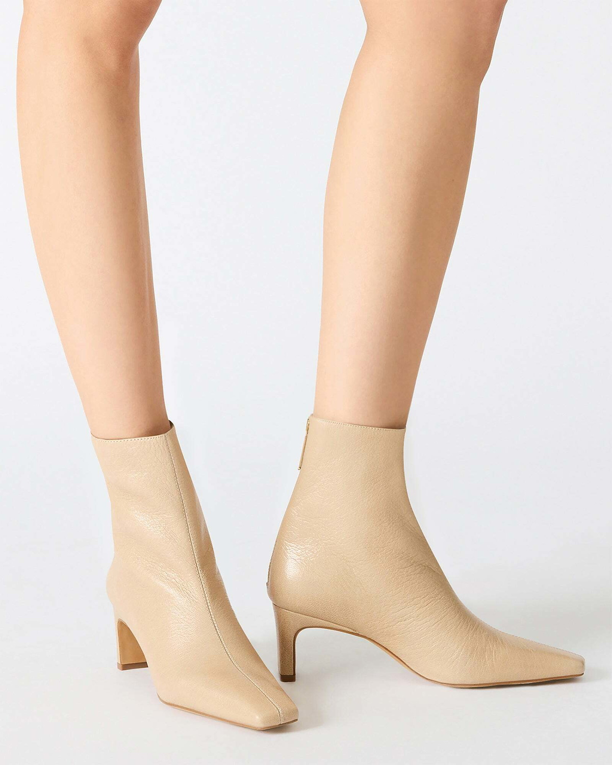 Steve Madden Jamiyah Booties in Natural