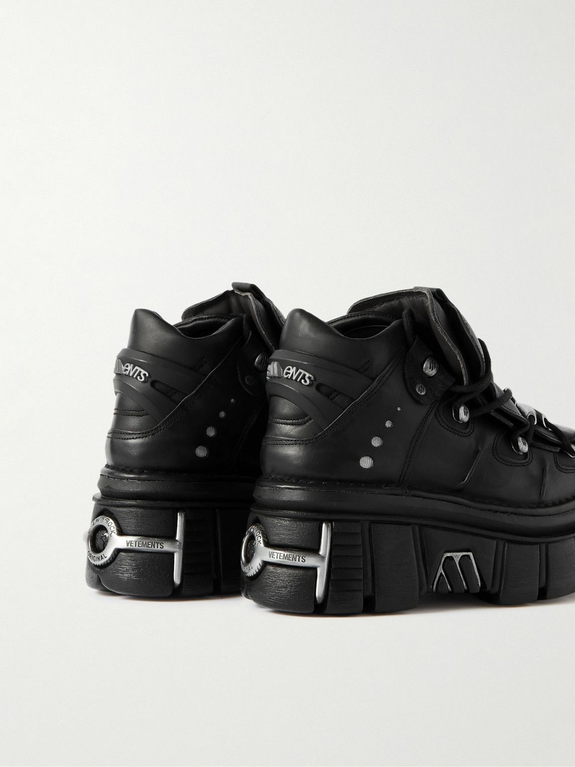 VETEMENTS×NEWROCK PLATFORM SNEAKERS 41 VETEMENTS Black & Red New Rock Edition Platform Sneakers