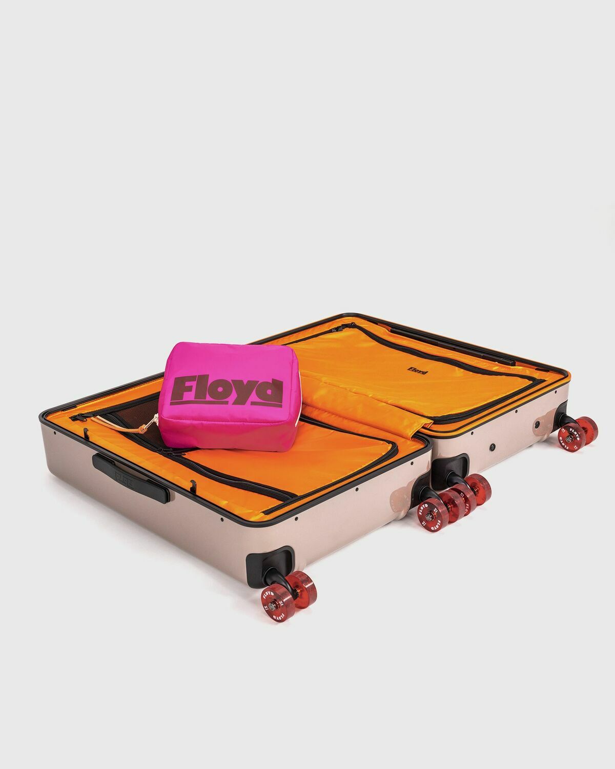 Floyd Floyd Washkit Pink Toiletry Bags