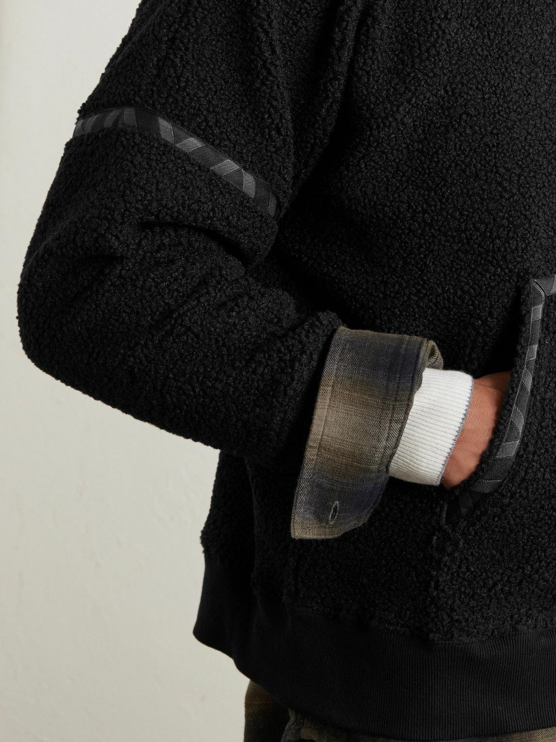 MANAAKI - Ari Fleece Half-Zip Sweatshirt - Black