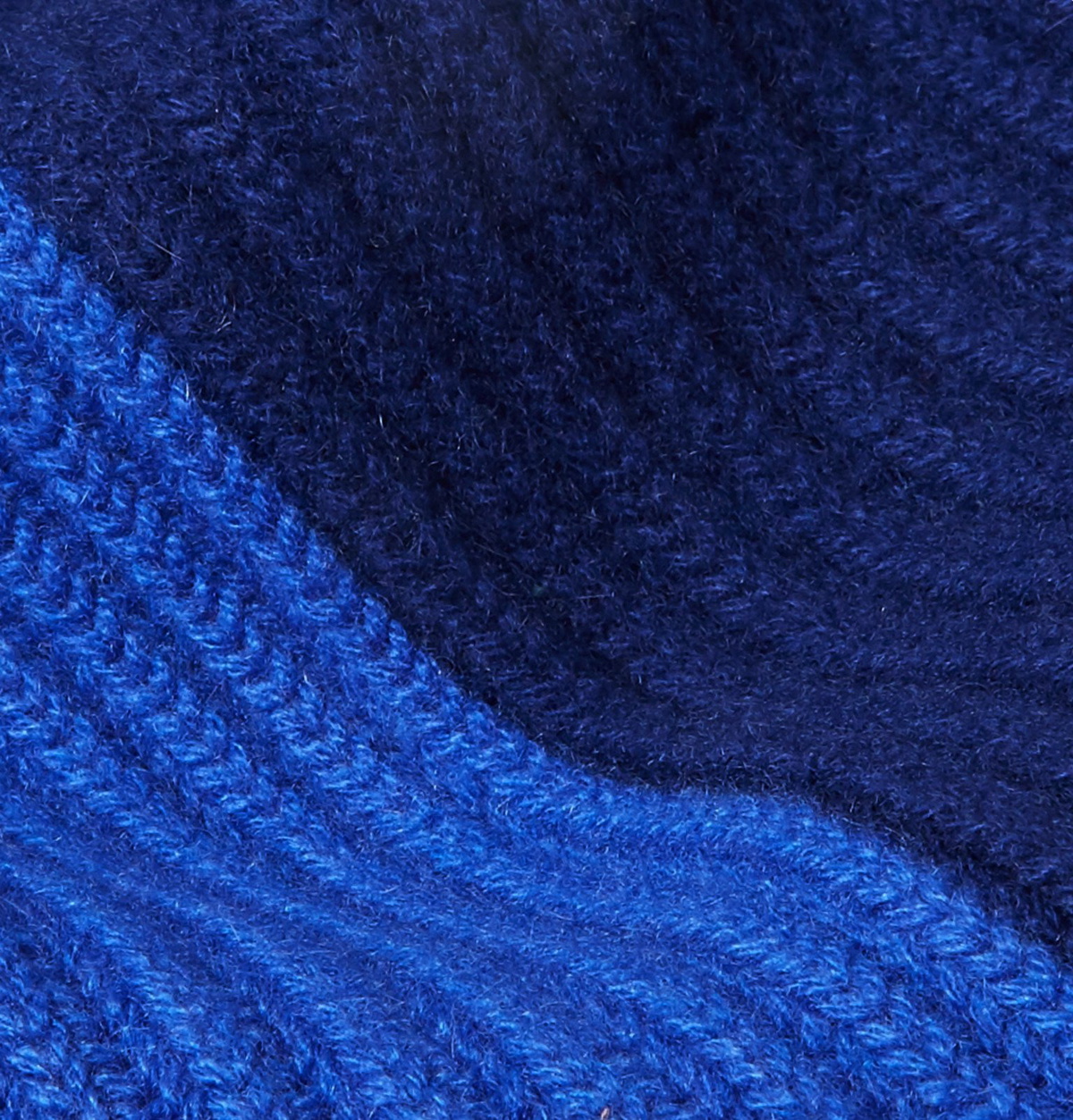 Begg & Co - Colour-Block Ribbed Cashmere Beanie - Blue