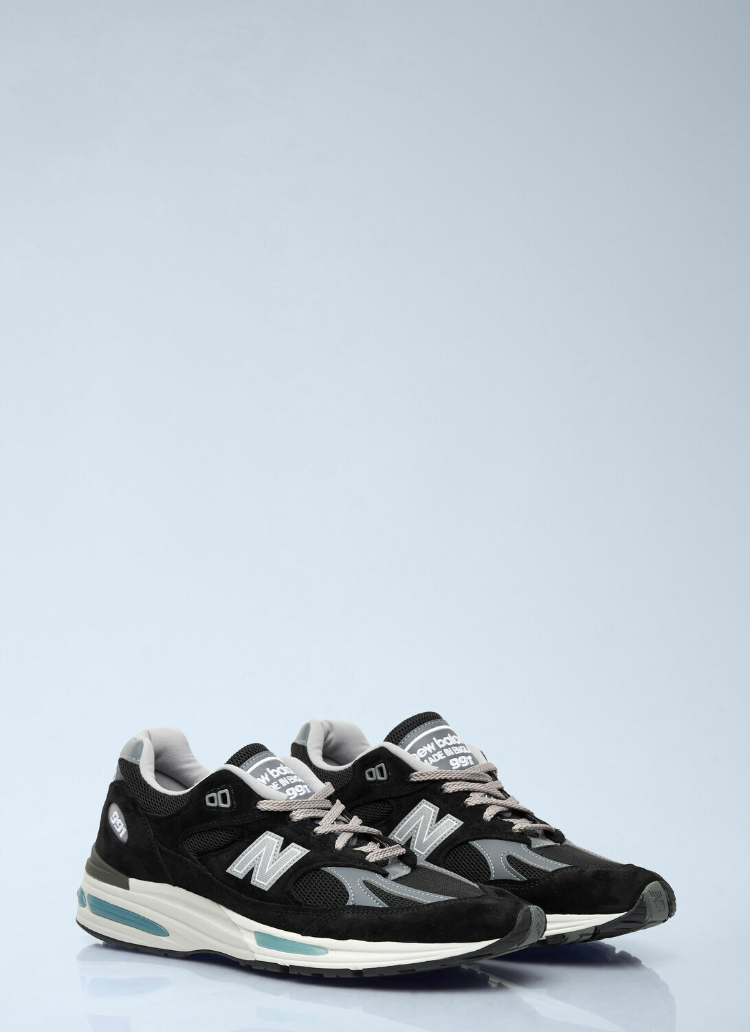 New Balance 991 Sneakers