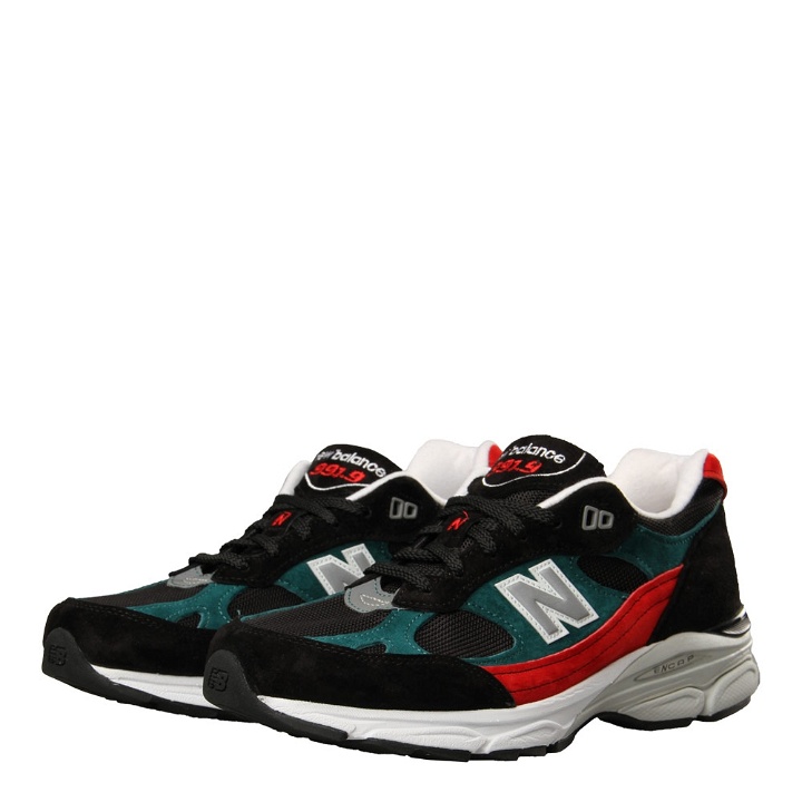 Photo: M991.9 Trainers - Black / Red / Green