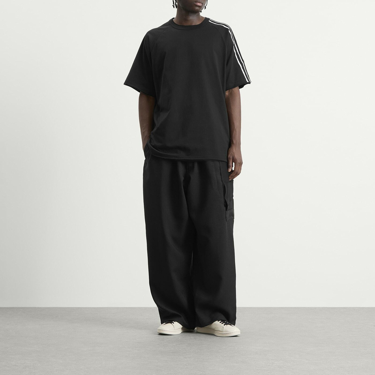 Y-3 Men's Distressed Short Sleeve T-Shirt in Black
