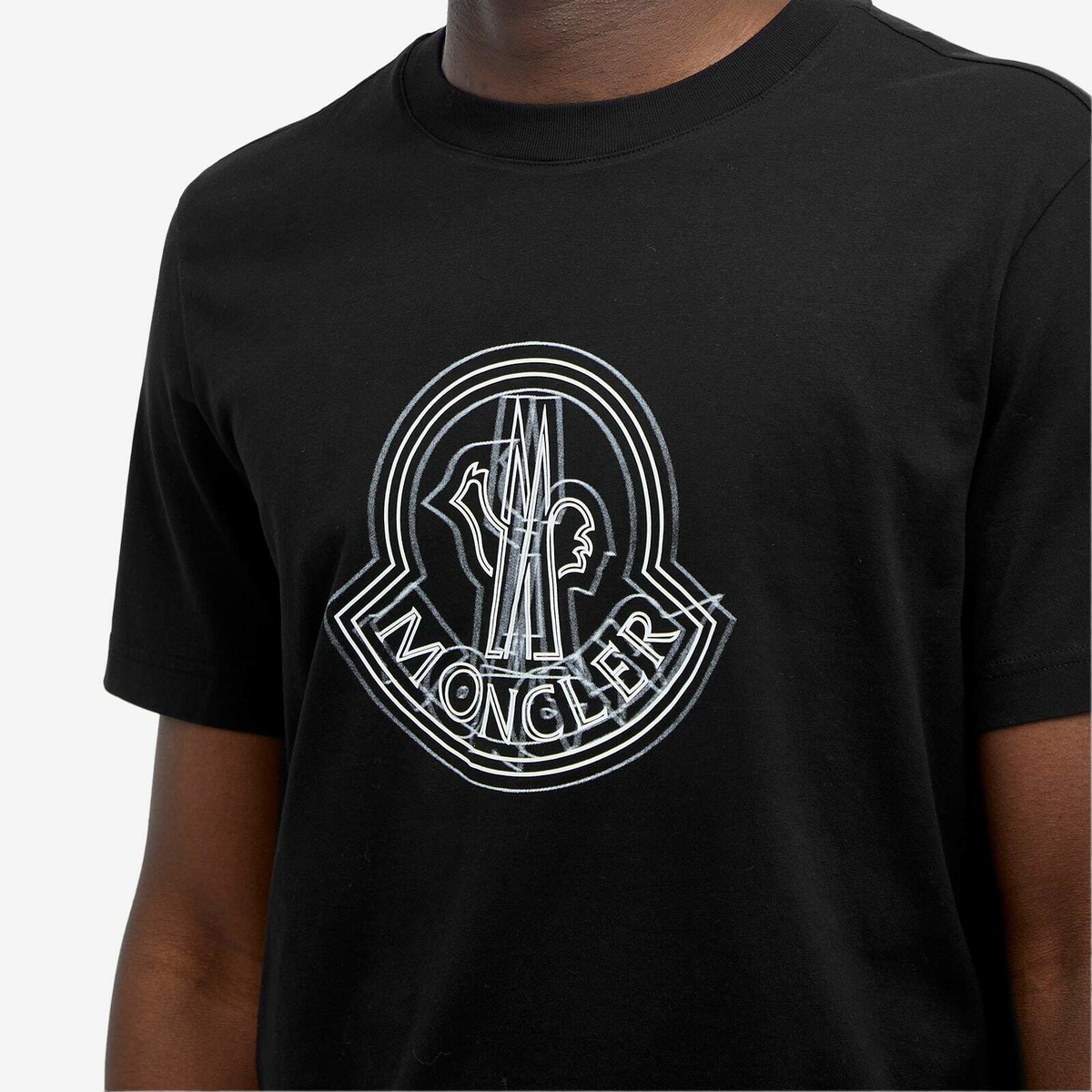 MONCLER☆24FW クラシック ロゴ Tシャツ BLACK MENS Moncler Men's Logo T-Shirt in Black Moncler