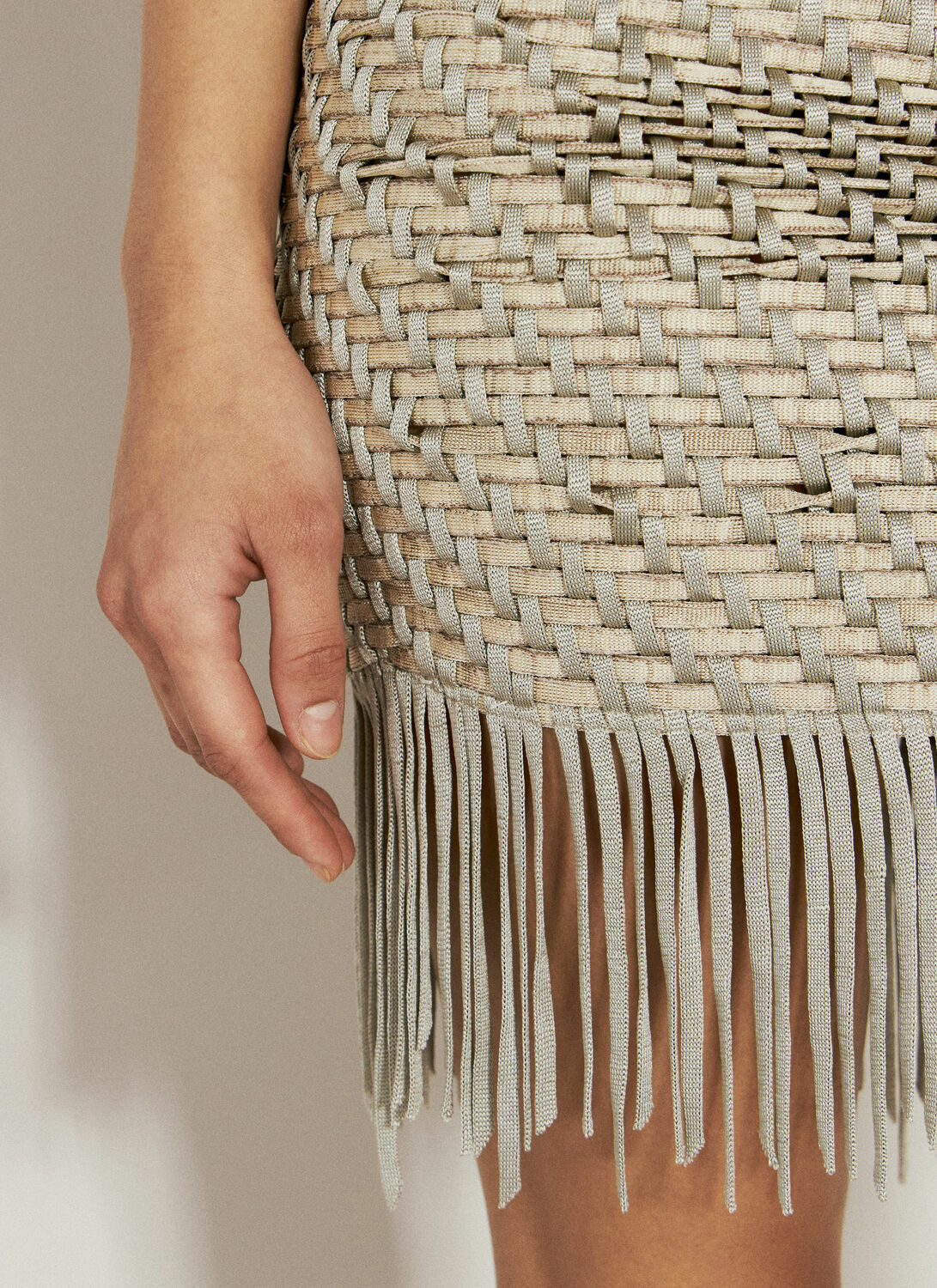 Isa Boulder Chevron-Weave Mini Skirt
