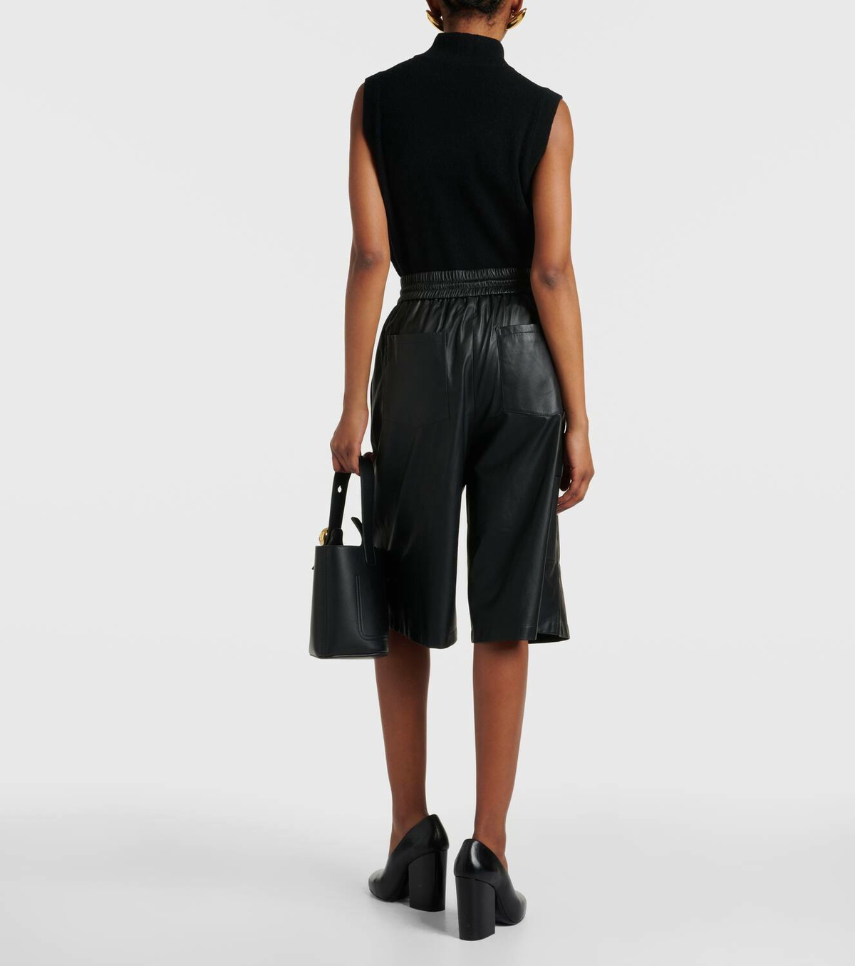 Yves Salomon Leather Bermuda shorts