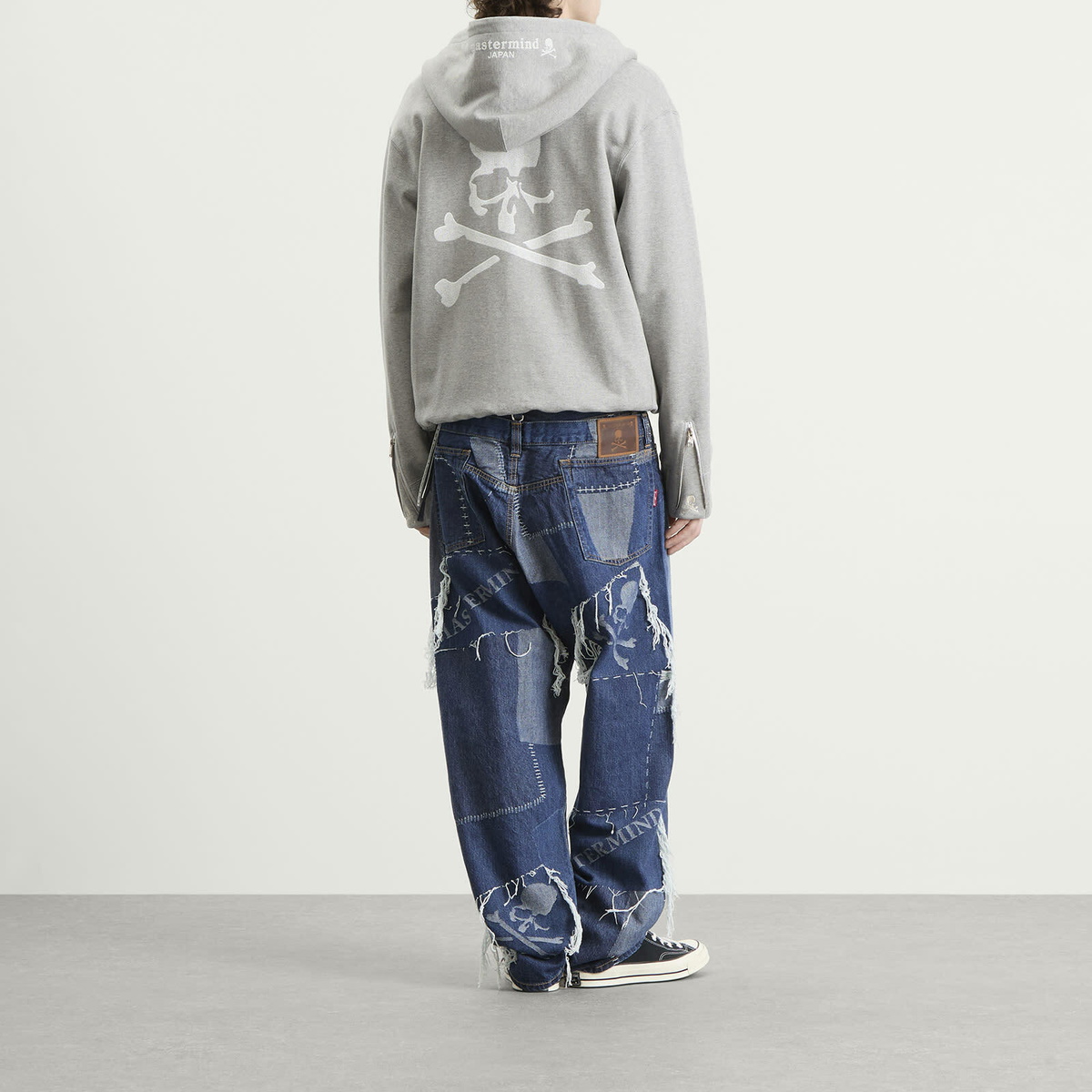 MASTERMIND WORLD Men's OG Embroidery-Ish Zip-Up Hoodie in Top Grey