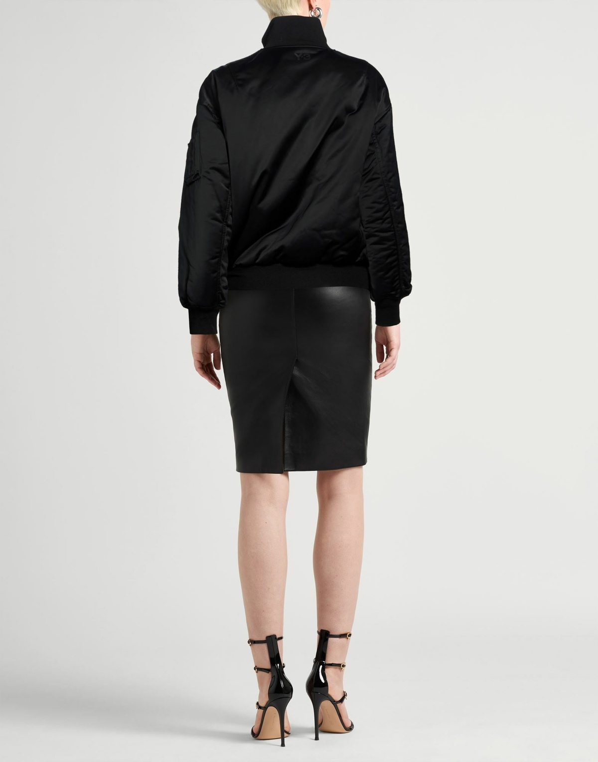 Y-3 Womens Jacket in Black