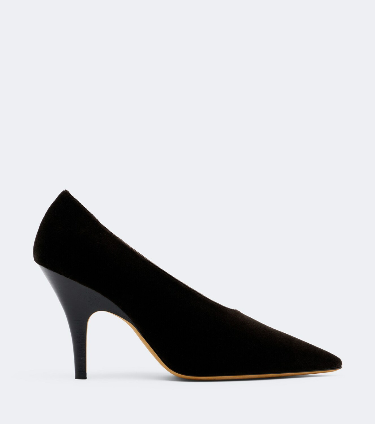Le Monde Béryl Petra velvet pumps