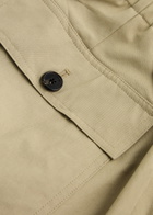 Frame Patch Traveler Cotton Shorts Beige