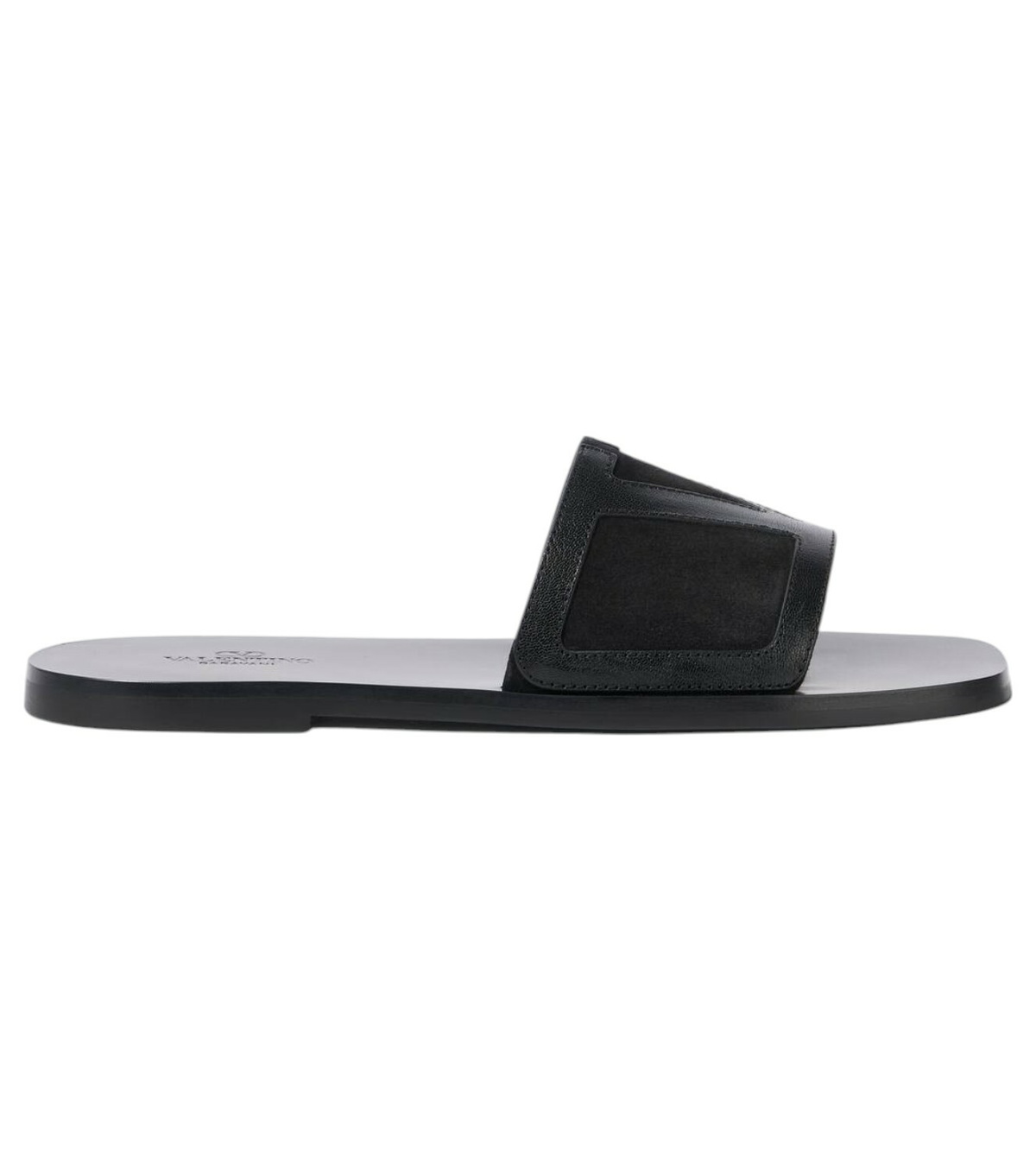 【関税&送料込】Valentino Garavani Black Rubber Slippers Valentino Garavani Roman Stud Turtle rubber slippers
