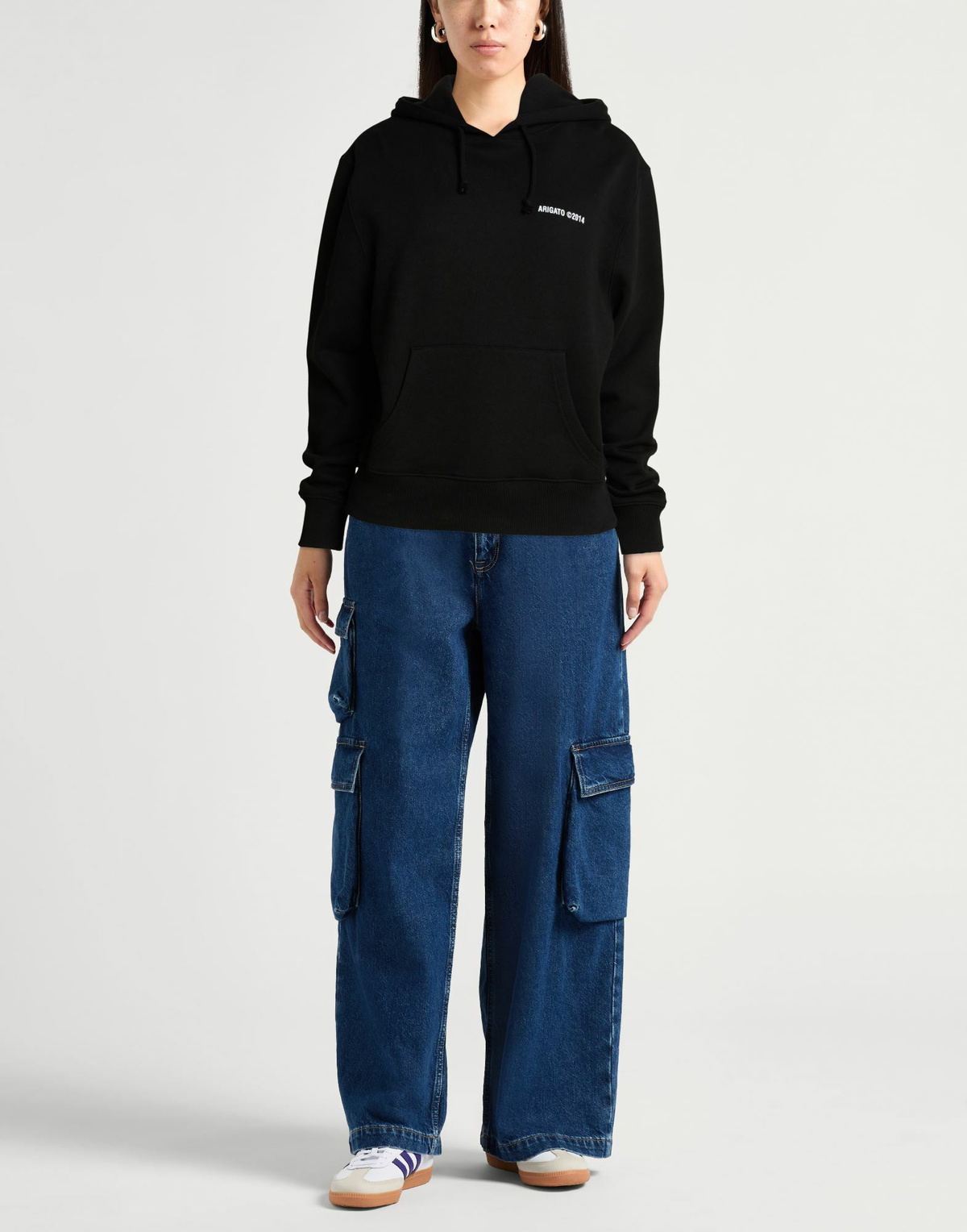 Axel Arigato Womens Sweatshirt in Black