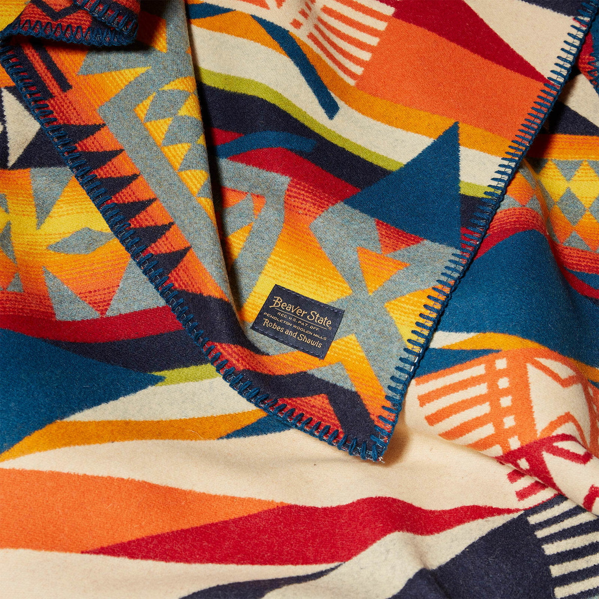 Pendleton Jacquard Blanket in Fire Legend 