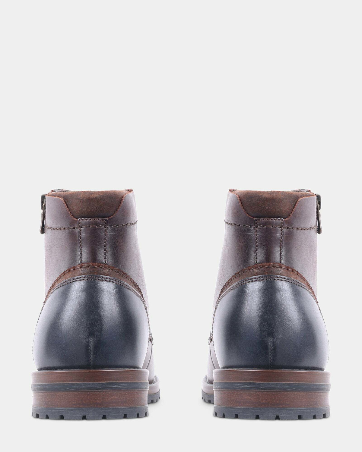 Steve Madden Moris Boots in Brown
