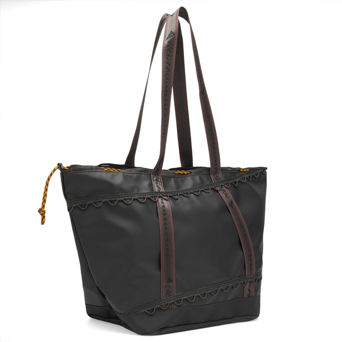 Klättermusen Men's Eljudner 25L Tote in Raven 